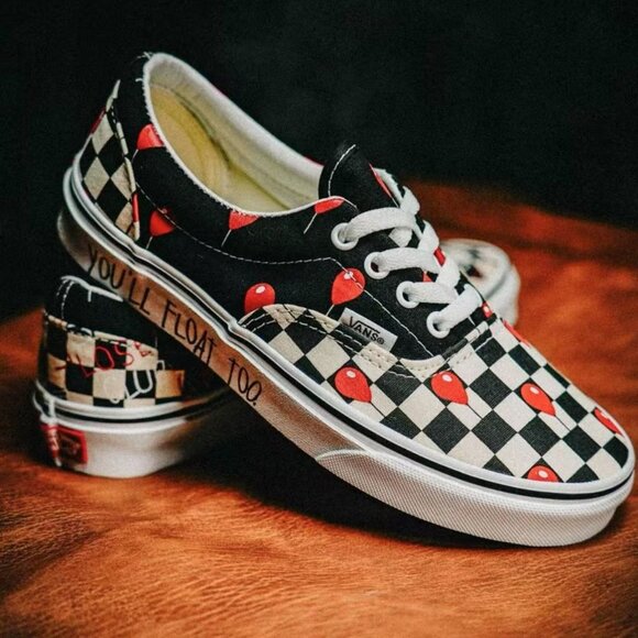 Vans Era House of Terror x IT  Halloween RARE FIND - Picture 3 of 5
